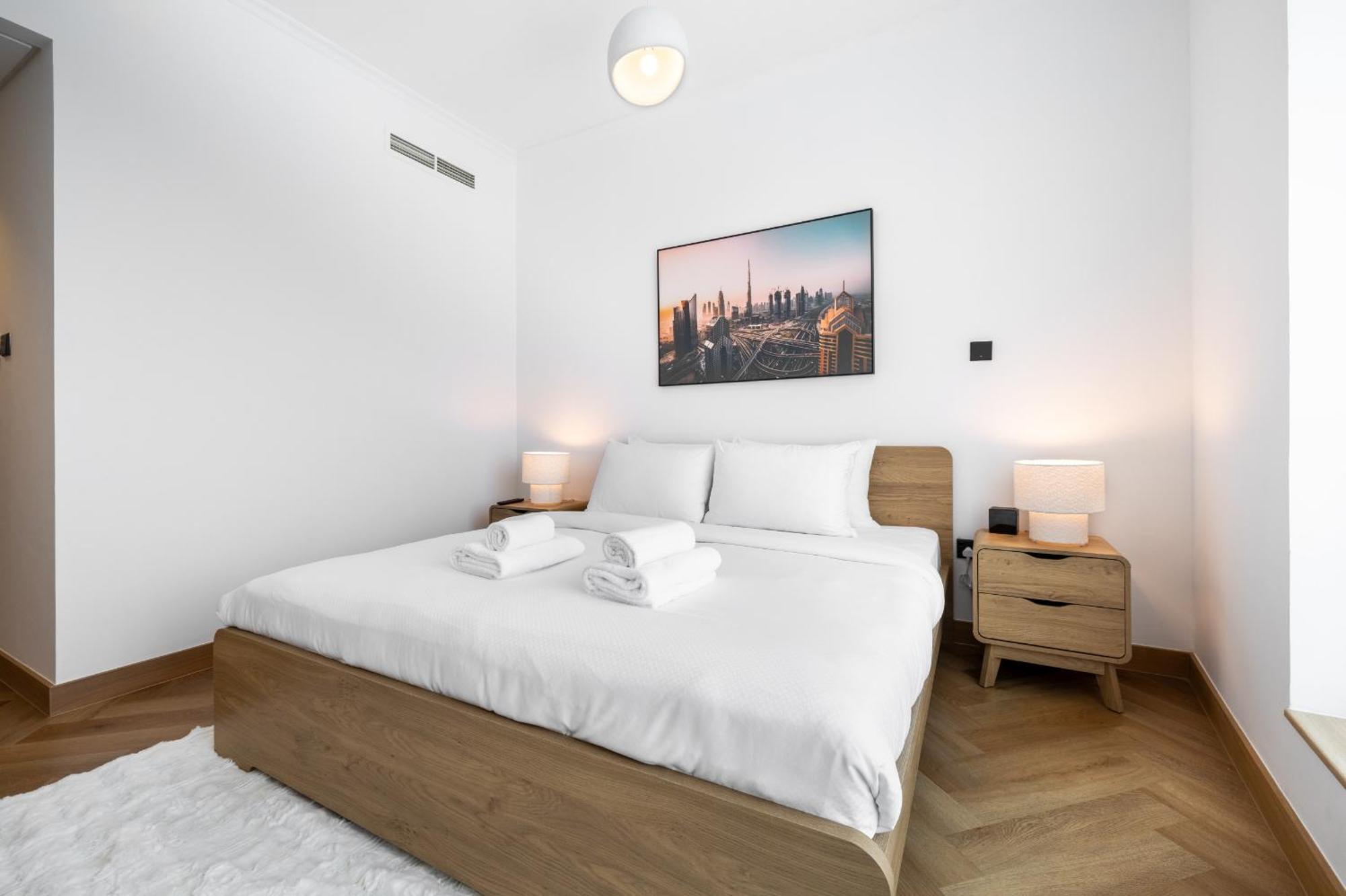 Upgraded Apartment With Stunning Burj Khalifa View Дубай Экстерьер фото